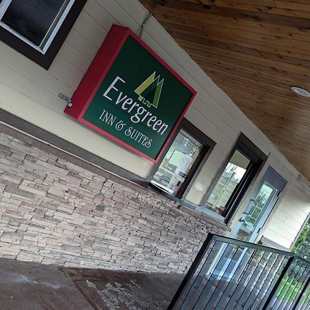 Evergreen Inn & Suites Portland (Adults Only) מראה חיצוני תמונה